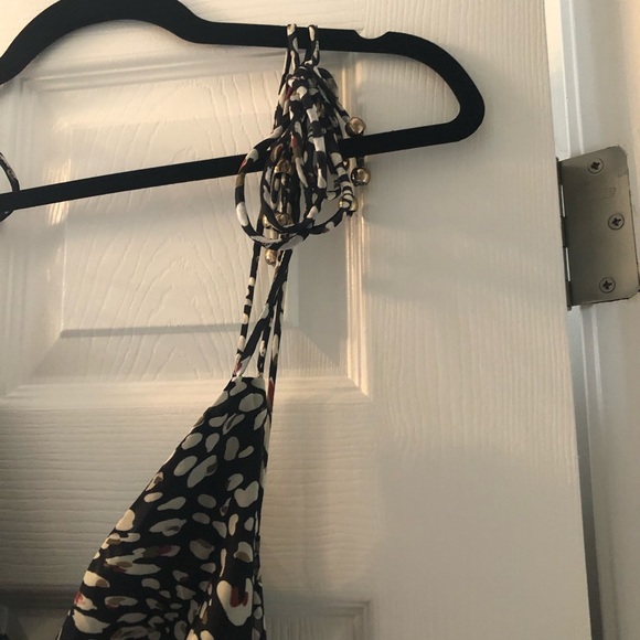 NWT BLACK RUFFLE DRESS - Picture 4 of 5